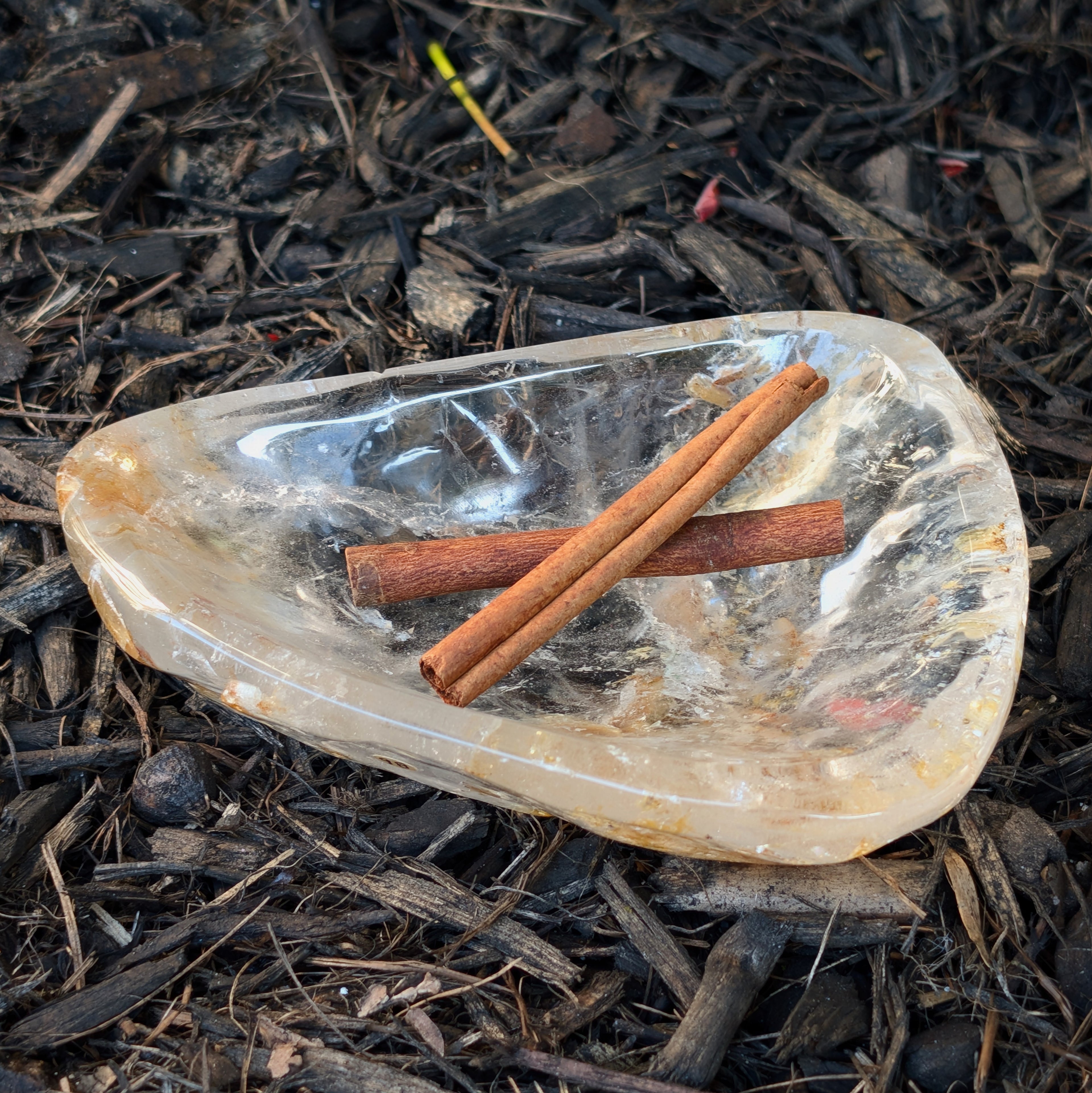 Golden Healer Quartz Offering Dish