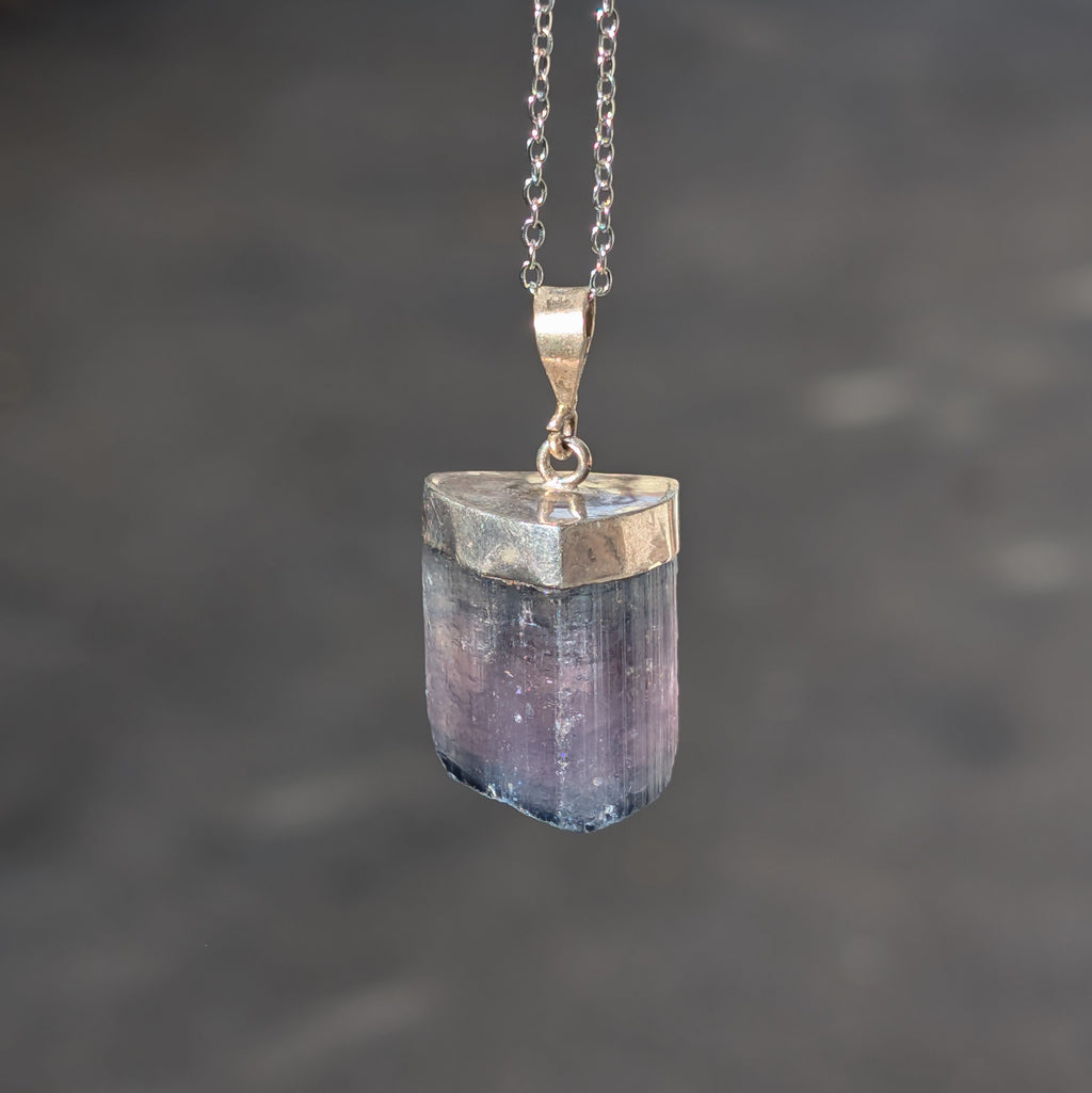 LILY - Tanzanite Necklace