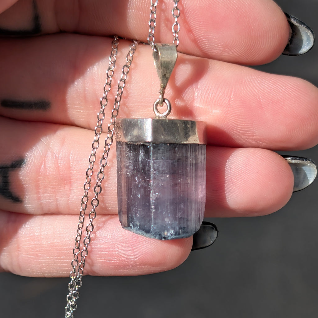 LILY - Tanzanite Necklace