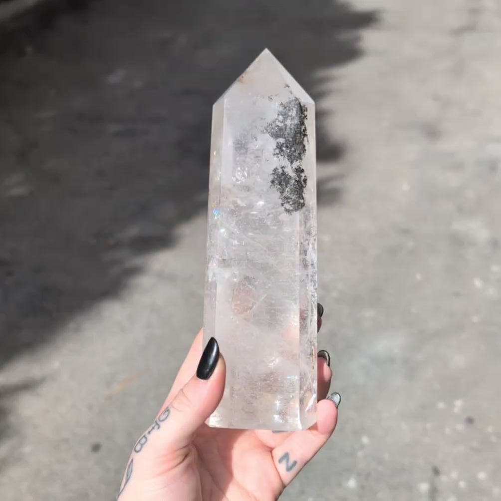 Inclusion Quartz Tower (Taller)